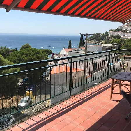 Apartamento En Con Vistas Al Mar A 50 Metros De La Playa * Roses